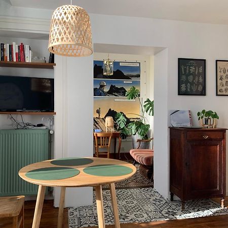 A Deux Pas De La Gare, La Maison Rouge Albertville Ngoại thất bức ảnh